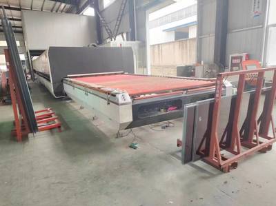 新邦玻璃全线投保产品责任险，幕墙品质安全再添屏障
